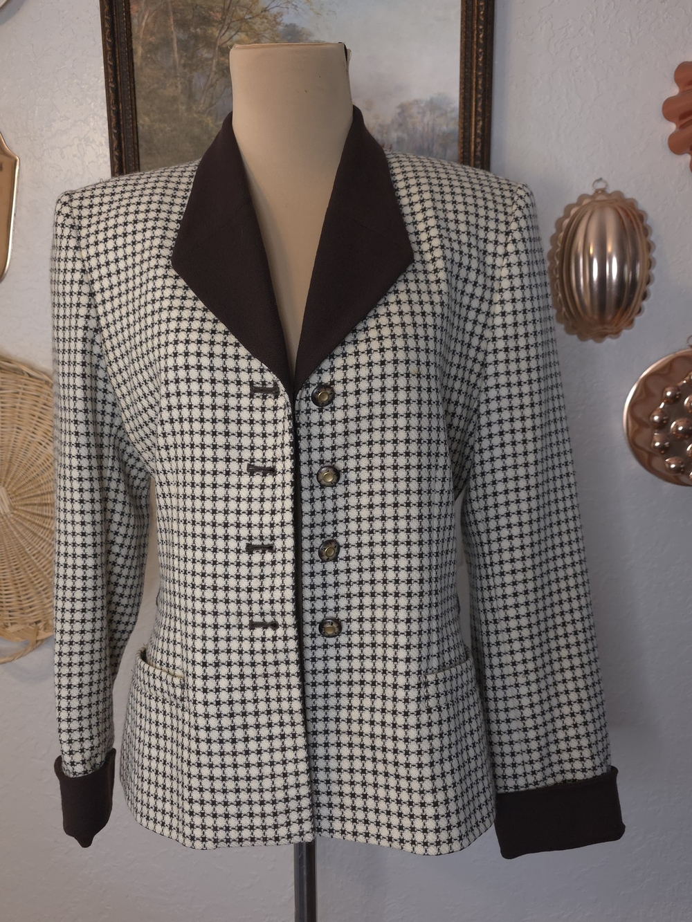 Vintage Kasper for ASL Size 4 Brown Ivory Textured Blazer Contrast Collar